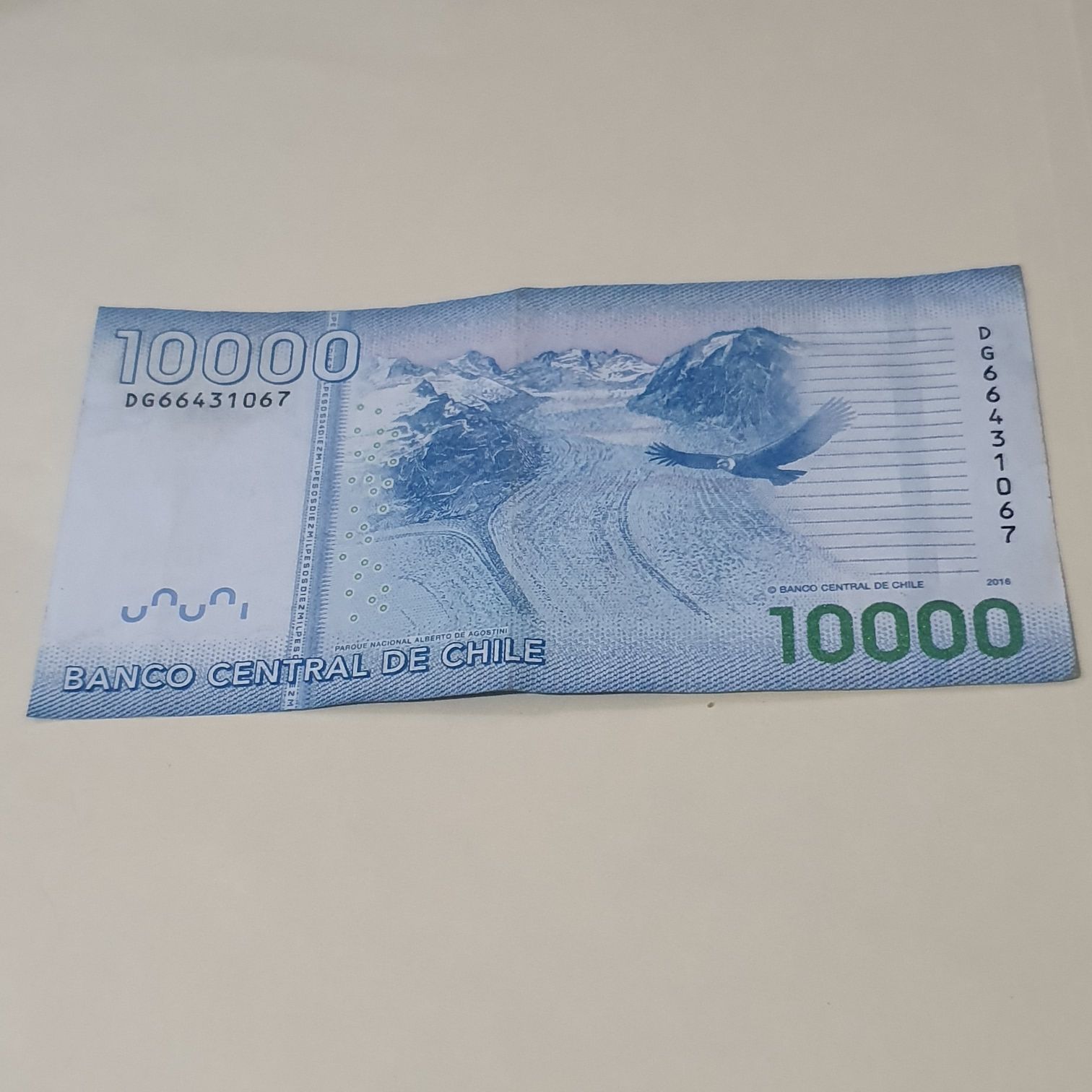 10000 Pesos  coin collectible - Main Image 2