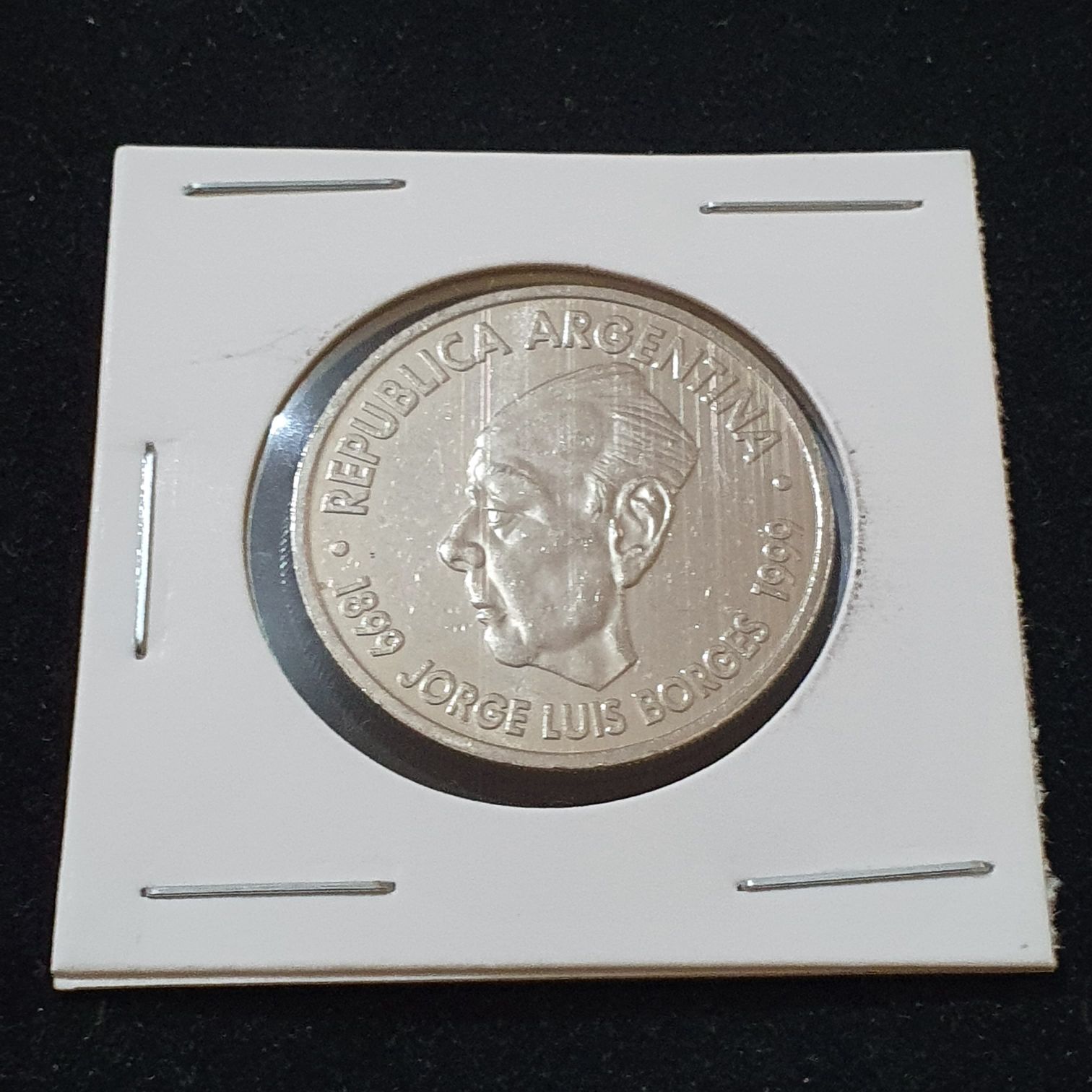 2 Pesos  coin collectible - Main Image 2