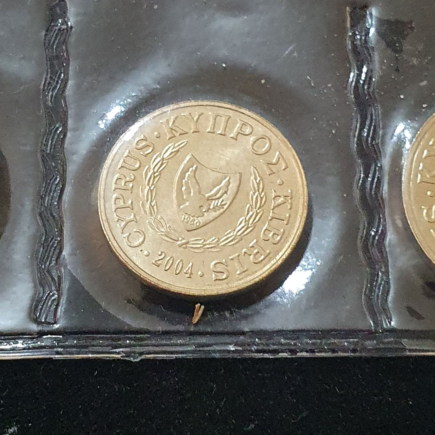 .01 Centavo  coin collectible - Main Image 2