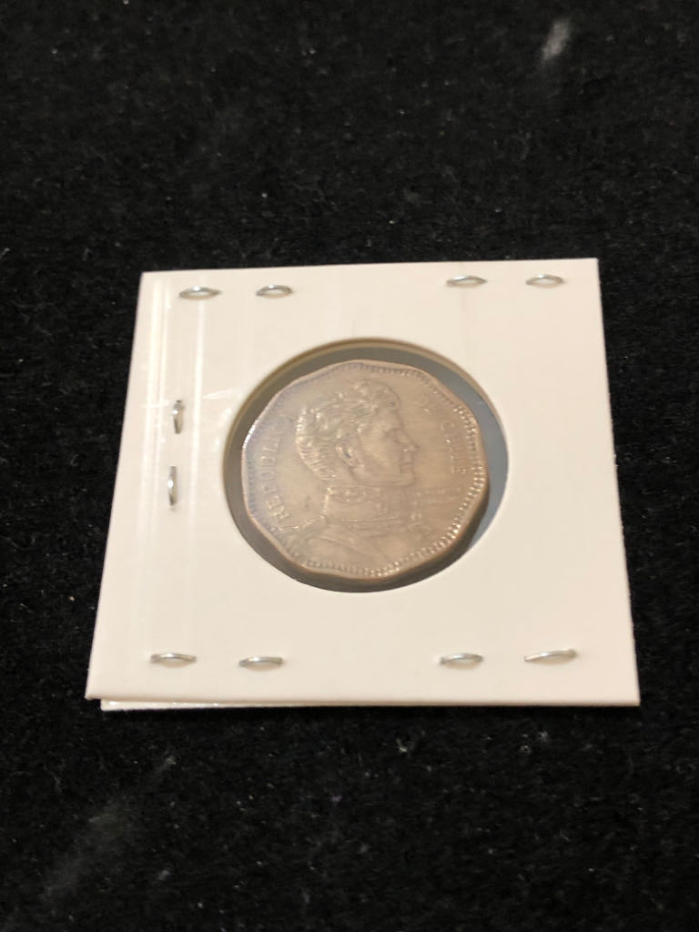 50 Pesos  coin collectible - Main Image 2