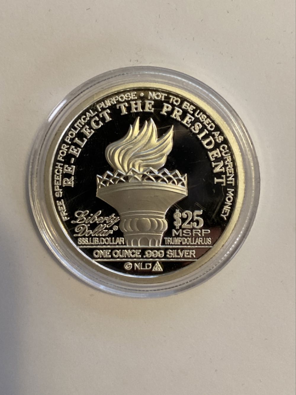 CM - Donald J Trump  coin collectible - Main Image 2