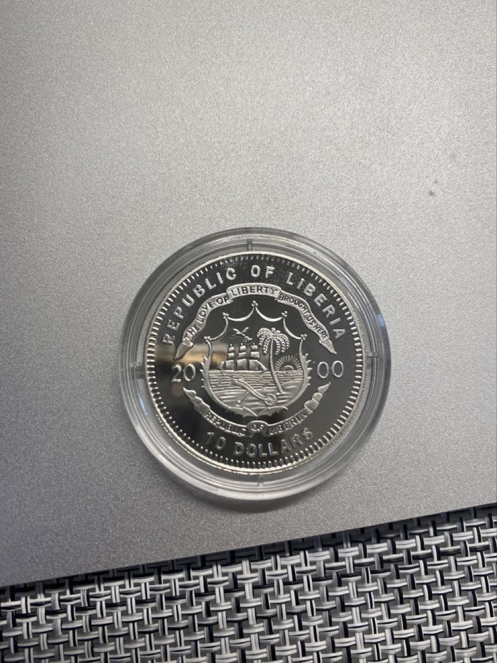 Statue Of liberty 10 Dollars  coin collectible - Main Image 2