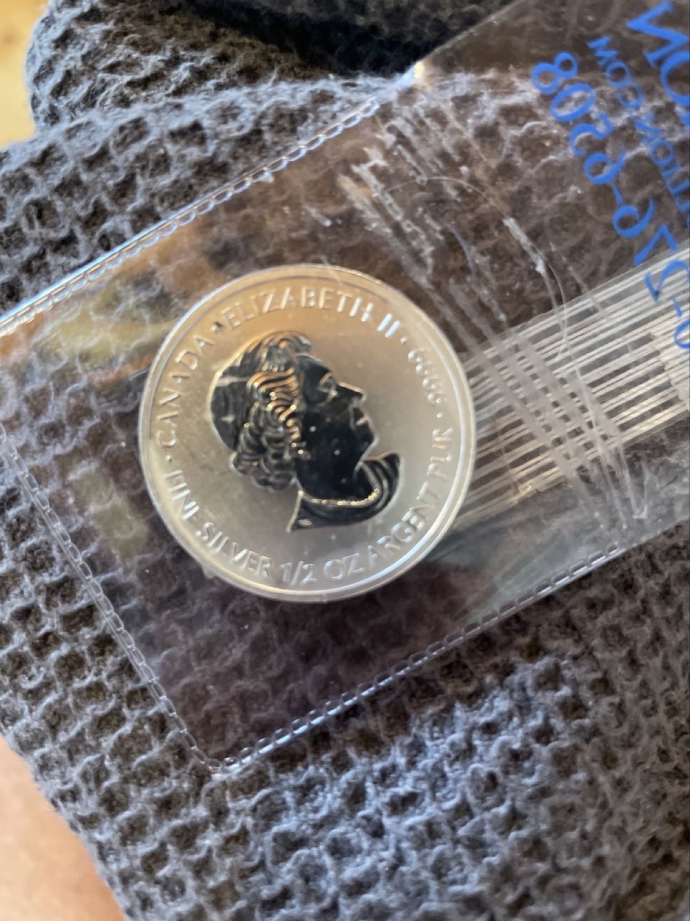 Canada 1/2oz Artowhead  coin collectible - Main Image 2