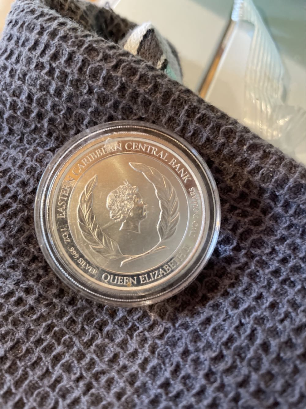 Eastern Carribean Central Bank  coin collectible - Main Image 2