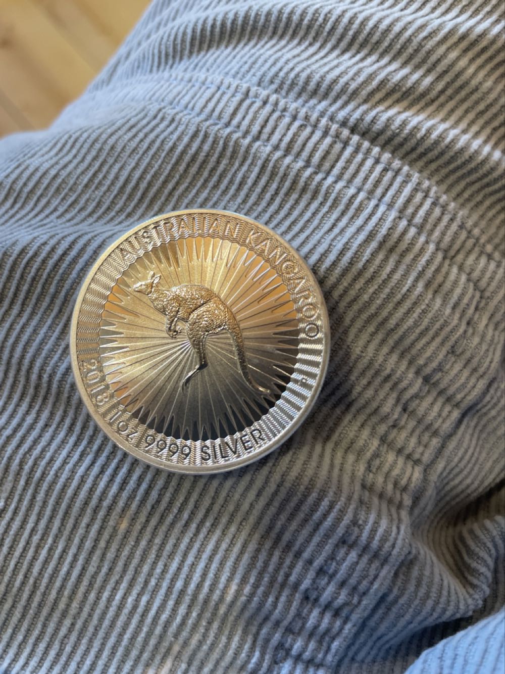 Aus 1oz Kangaroo  coin collectible - Main Image 2