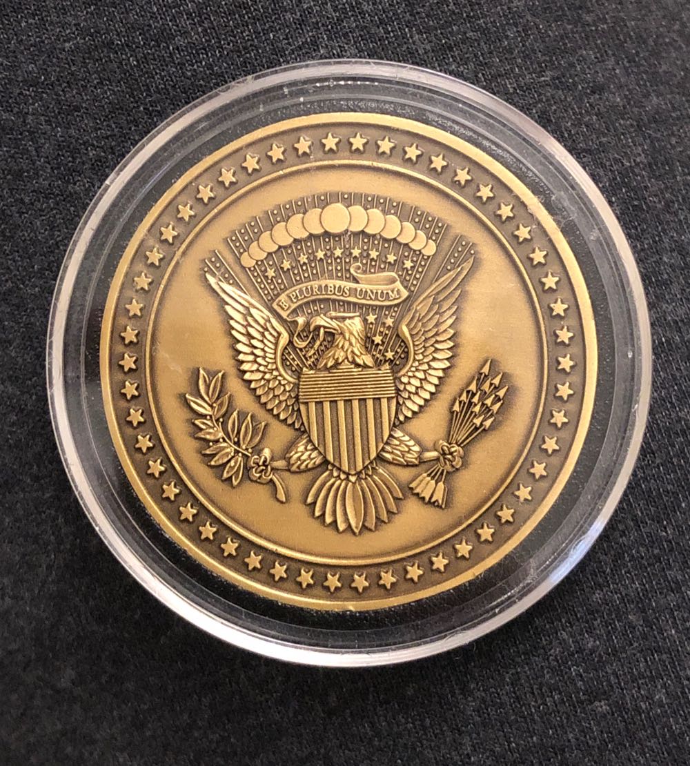 President Barack Obama Vice President Joseph Biden  coin collectible - Main Image 2