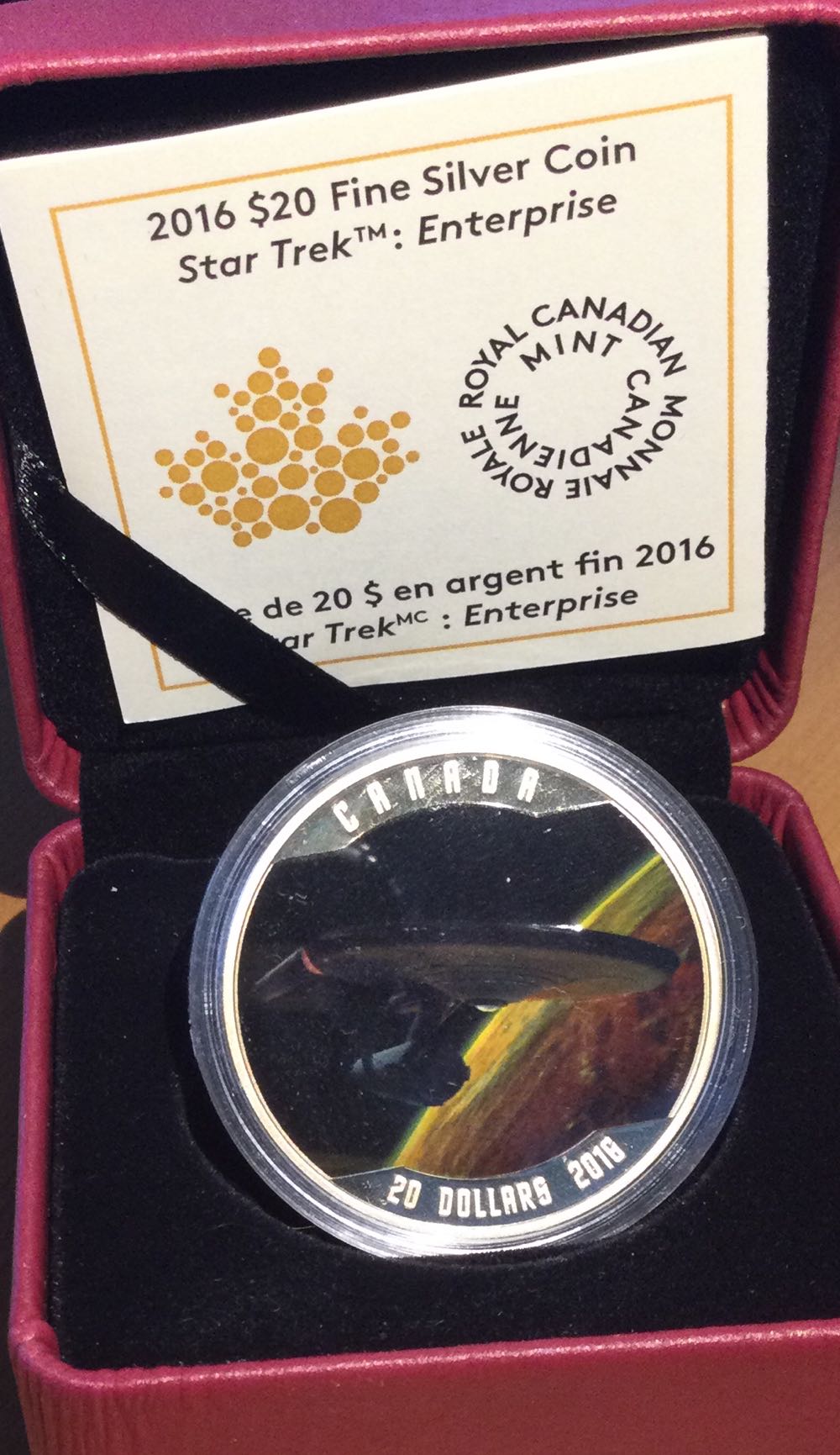 Star Trek™ TOS USS Enterprise  coin collectible [Barcode 623932074866] - Main Image 2