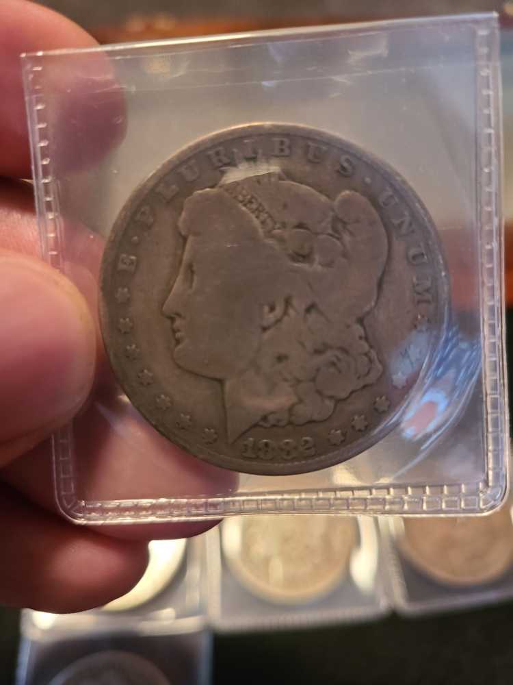 1882-CC Morgan Silver Dollar coin collectible - Main Image 1