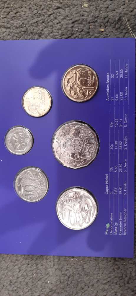 6th Portrait   coin collectible - Main Image 2