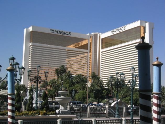 $1.00 Mirage  coin collectible - Main Image 4