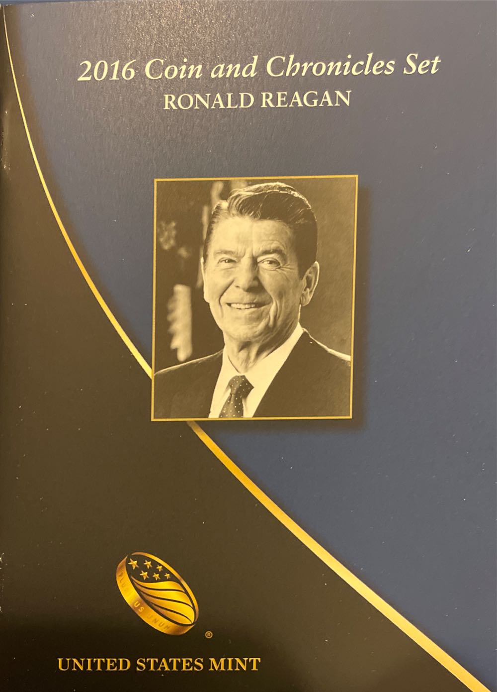 Coin And Chronicles Set Ronald Reagan  coin collectible [Barcode 704785850927] - Main Image 4