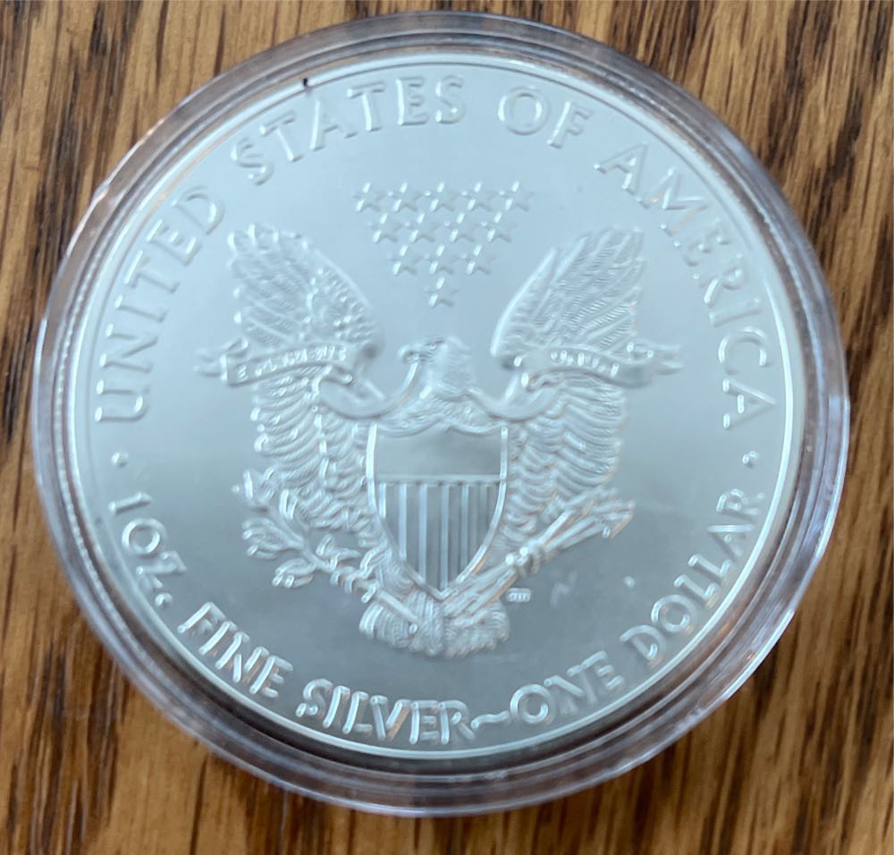 2012 US Mint American Eagle One Ounce Silver Uncirculated  coin collectible - Main Image 2