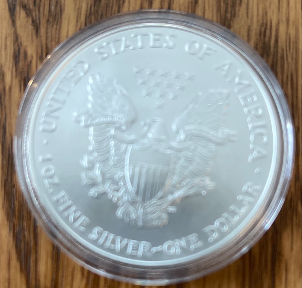 2007 US Mint American Eagle One Ounce Silver Uncirculated  coin collectible - Main Image 2