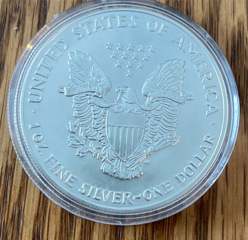 1990 US Mint American Eagle One Ounce Silver Uncirculated  coin collectible - Main Image 2