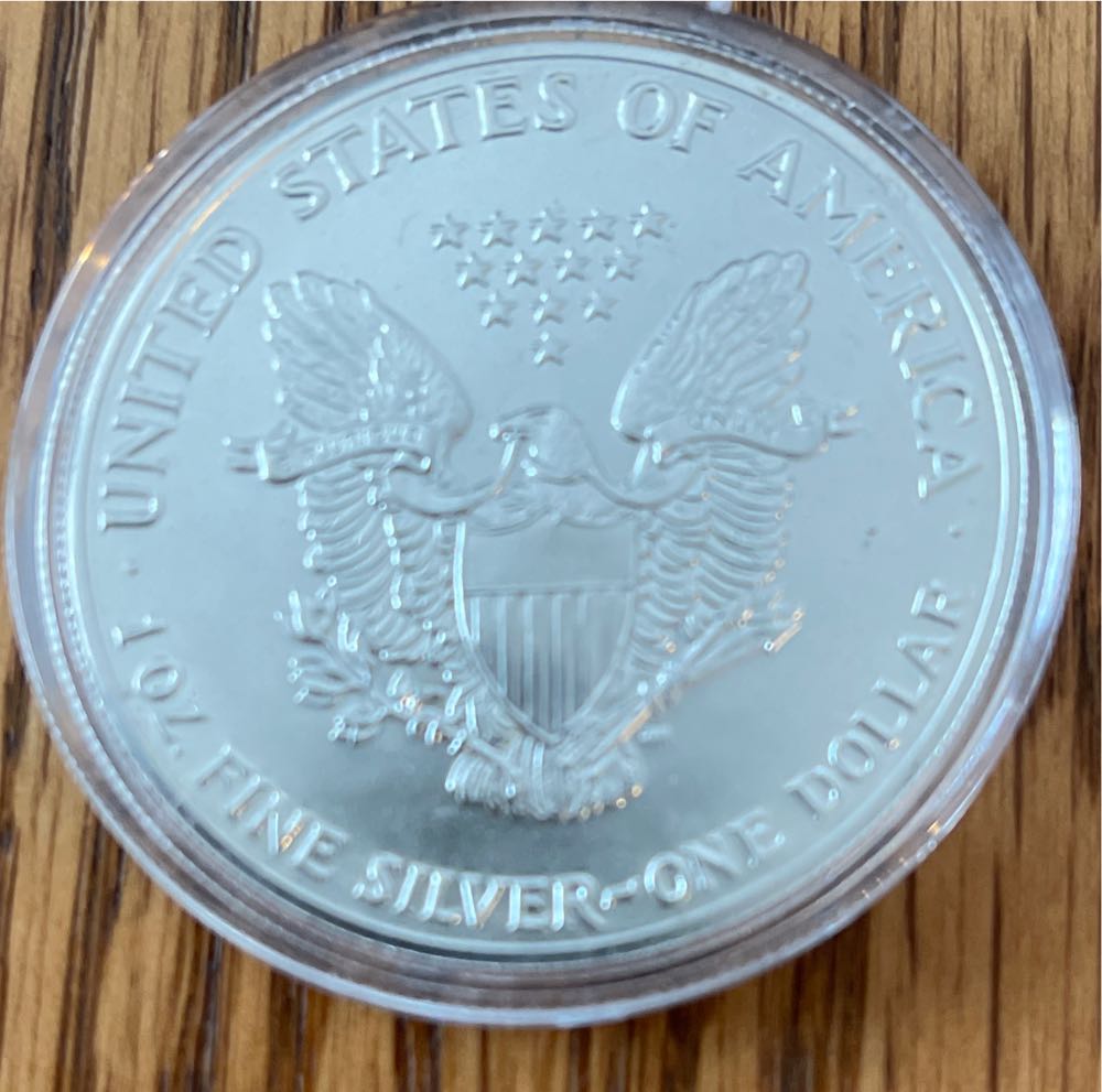 1989 US Mint American Eagle One Ounce Silver Uncirculated  coin collectible - Main Image 2