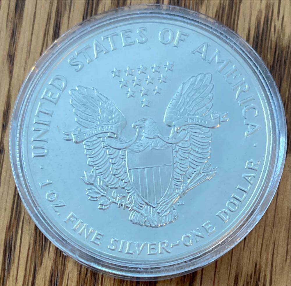 1988 US Mint American Eagle One Ounce Silver Uncirculated  coin collectible - Main Image 2
