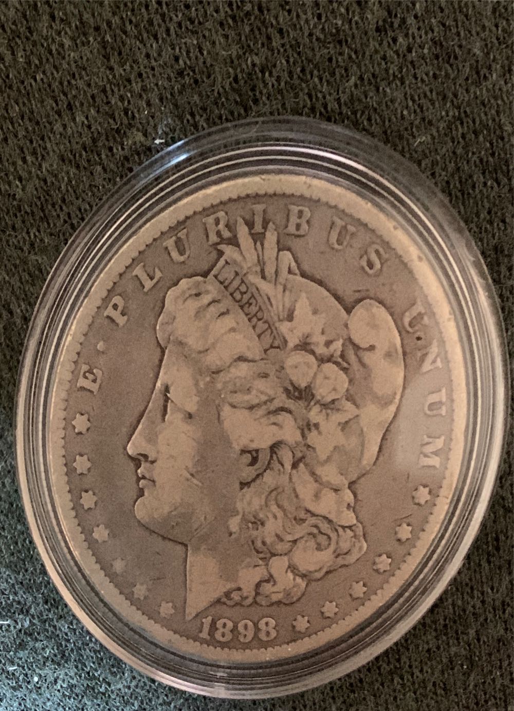 Disney 50th Anniversary Medallion - Hei Hei