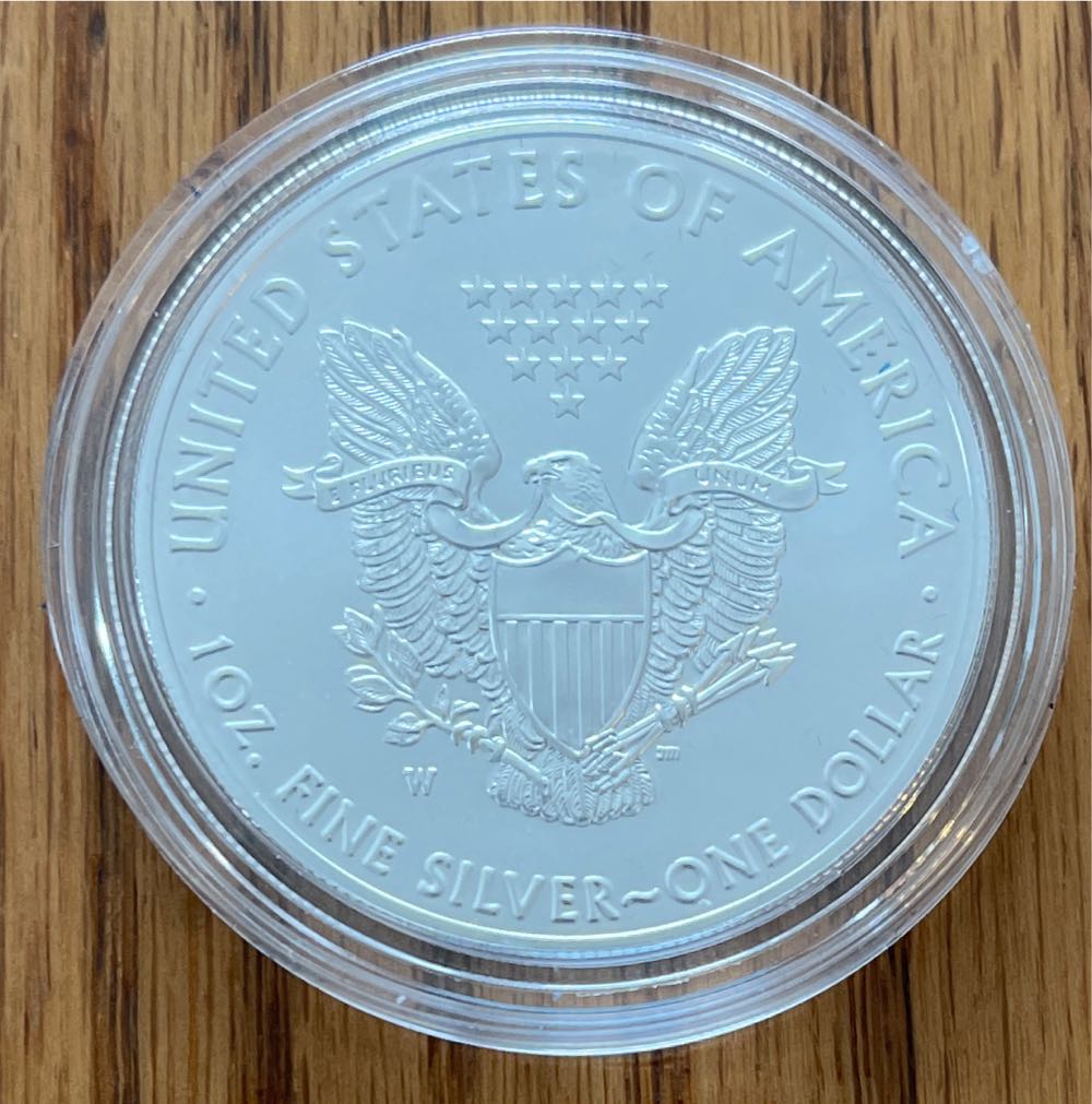 2018 W US Mint American Eagle One Ounce Silver Uncirculated  coin collectible [Barcode 704785020207] - Main Image 3