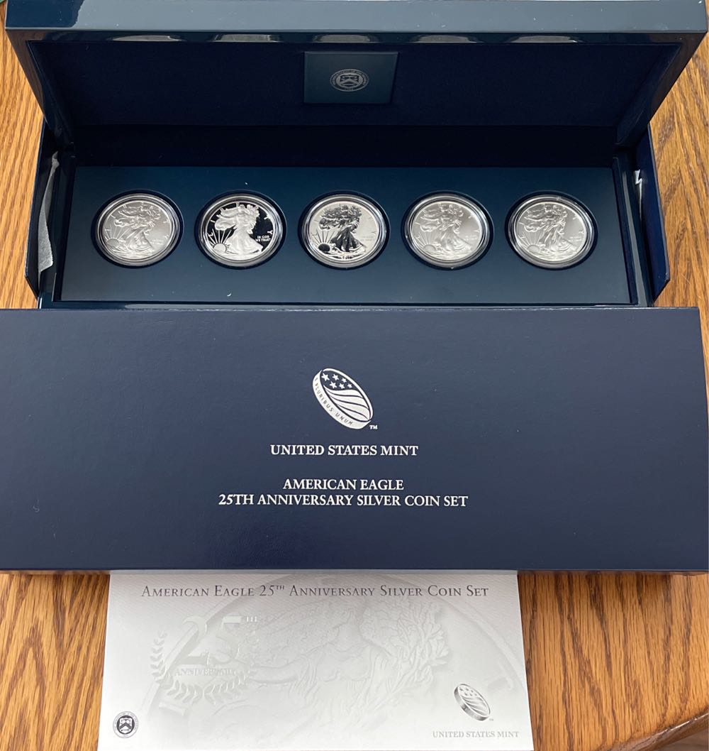 Queens Portrait 2nd Effigy