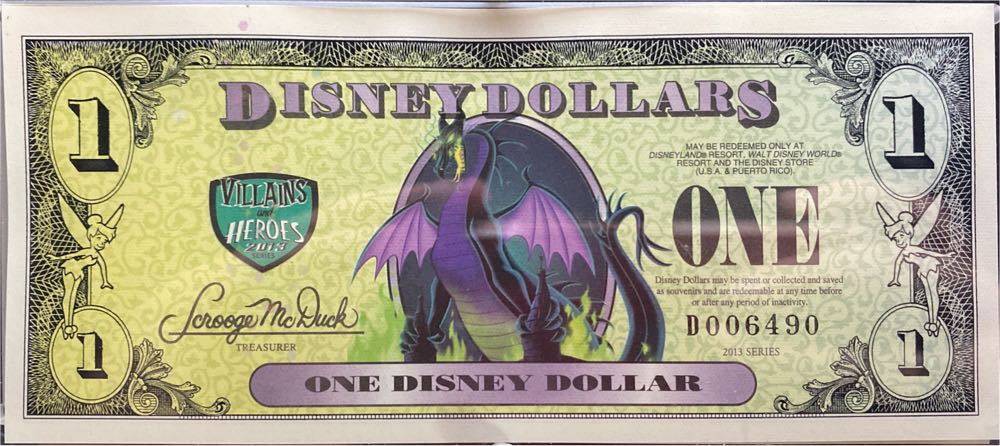 Hollywood Studios Minnie