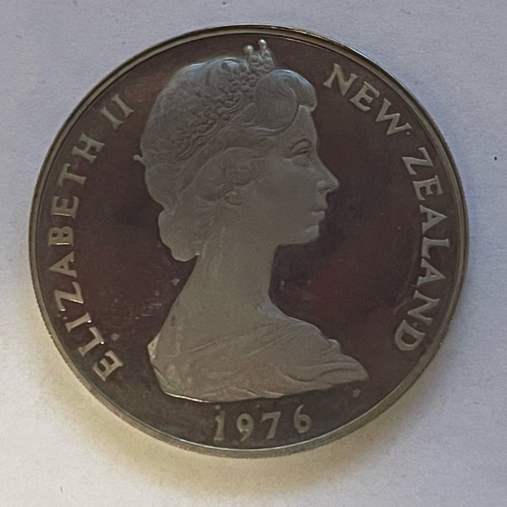 One Dollar Coin  coin collectible - Main Image 2