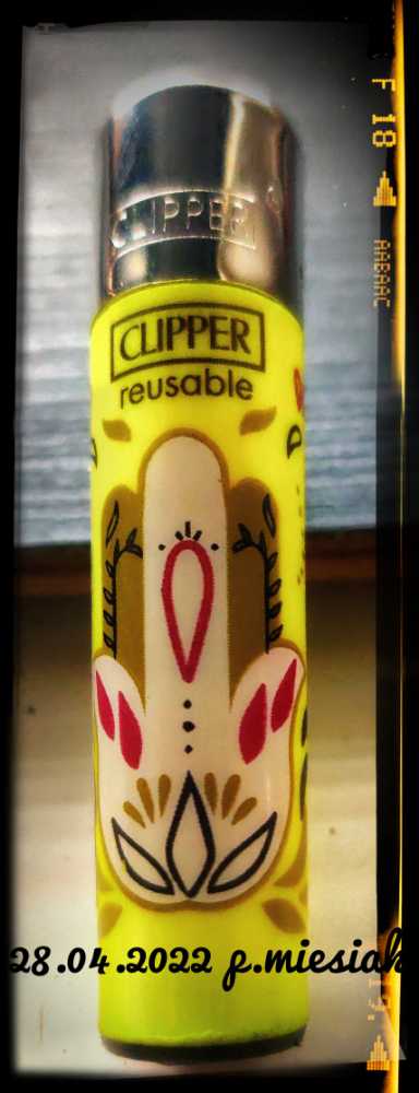 Reusable Clipper Reusable Lighter Rock Ignition 4 Designs Per 12 Piece  coin collectible [Barcode 8412765508905] - Main Image 2