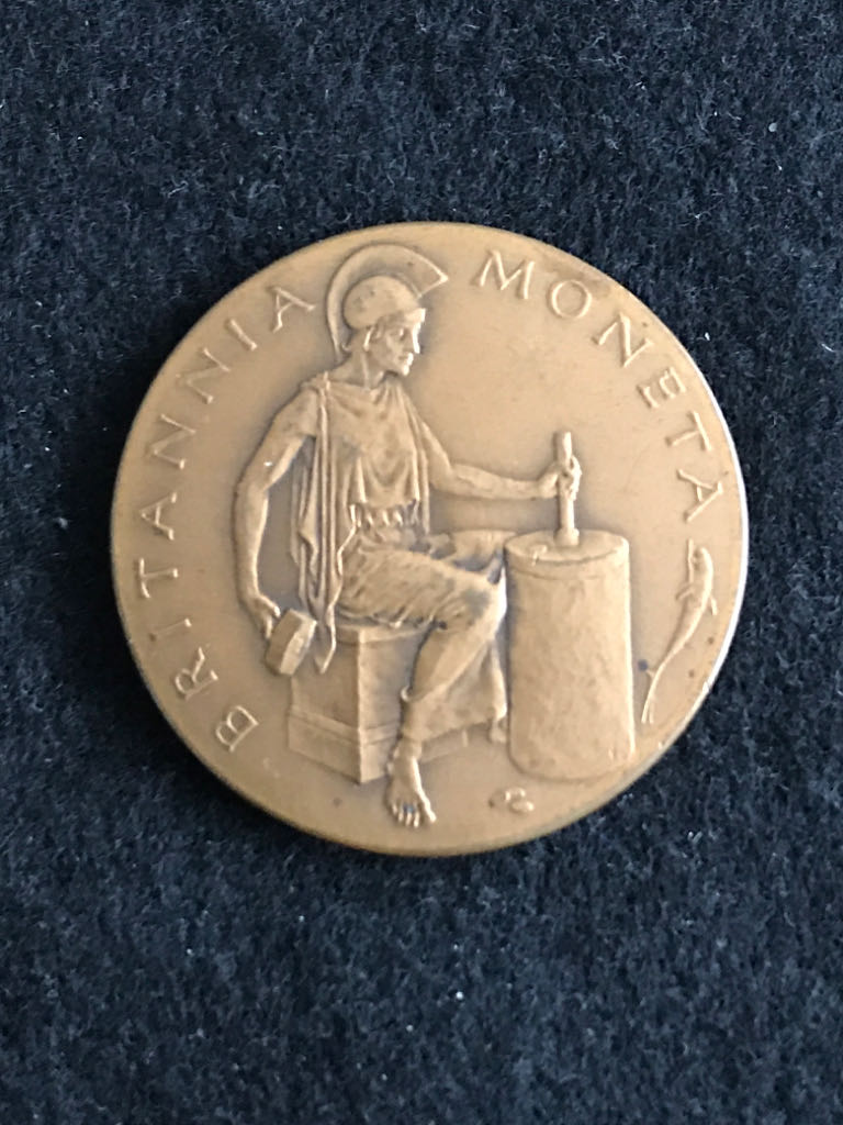 American Eagle W 2022