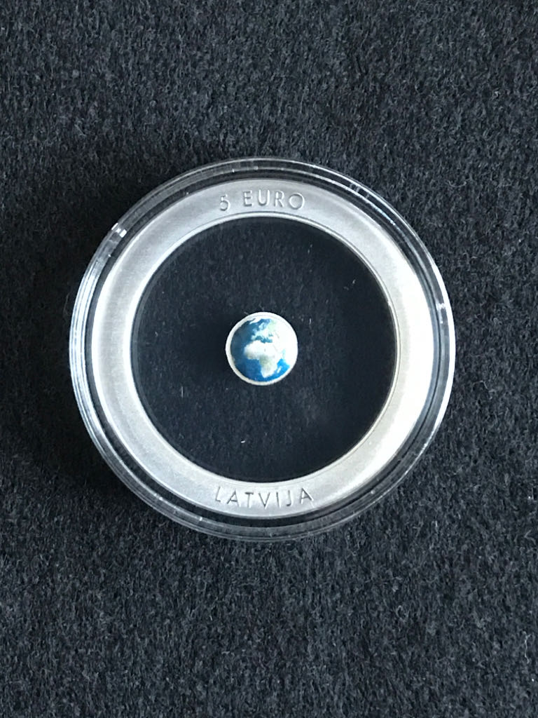 Earth (Zeme), The  coin collectible - Main Image 2