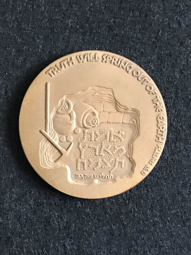 Golden Gate LV Half Dollar Gaming Token