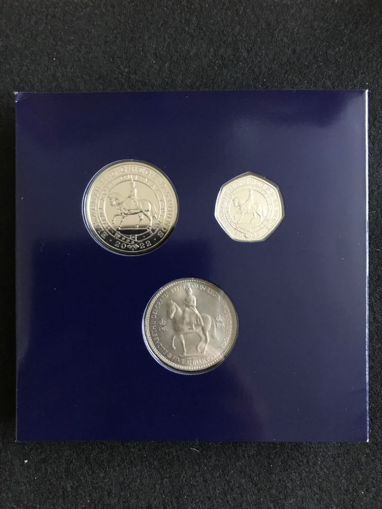 Platinum Jubilee Celebration Coin Pack  coin collectible - Main Image 2