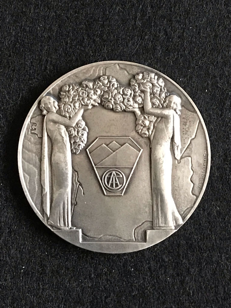 3d Med Bn Mess Round