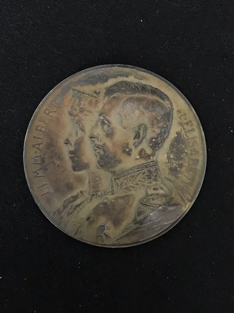 Albert & Elisabeth - Belgium Gratitude For American Generosity Medal  coin collectible - Main Image 2