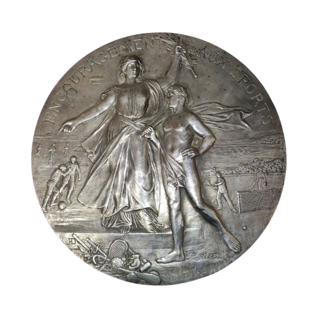 Queen Elizabeth II Coronation Medal -’Britannia’