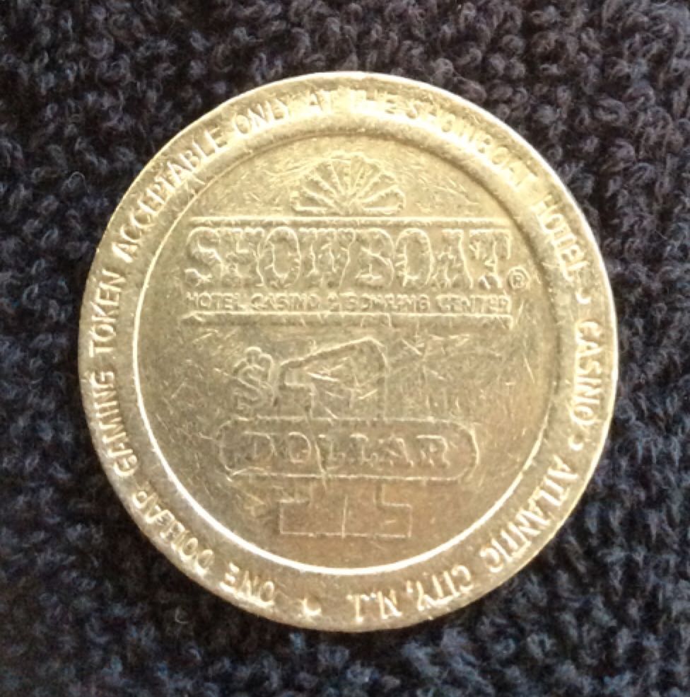 Showboat AC $1 Gaming Token  coin collectible - Main Image 2