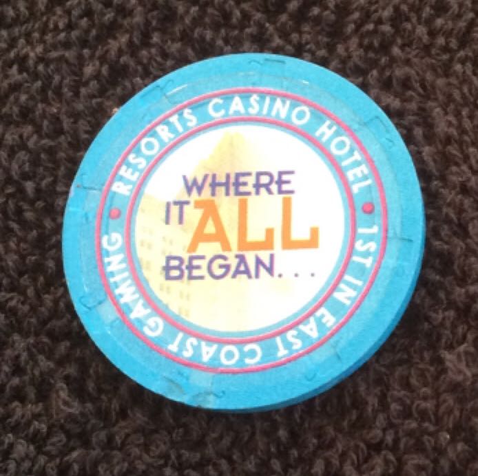 Resorts International AC Souvenir Casino Chip 1993  coin collectible - Main Image 2