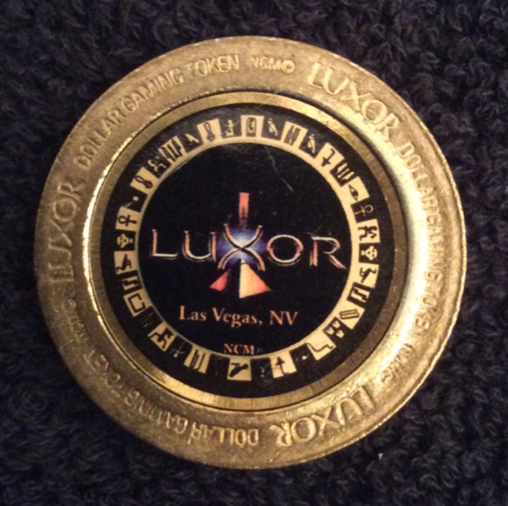 Luxor Casino LV $1 Gaming Token Scarab  coin collectible - Main Image 2