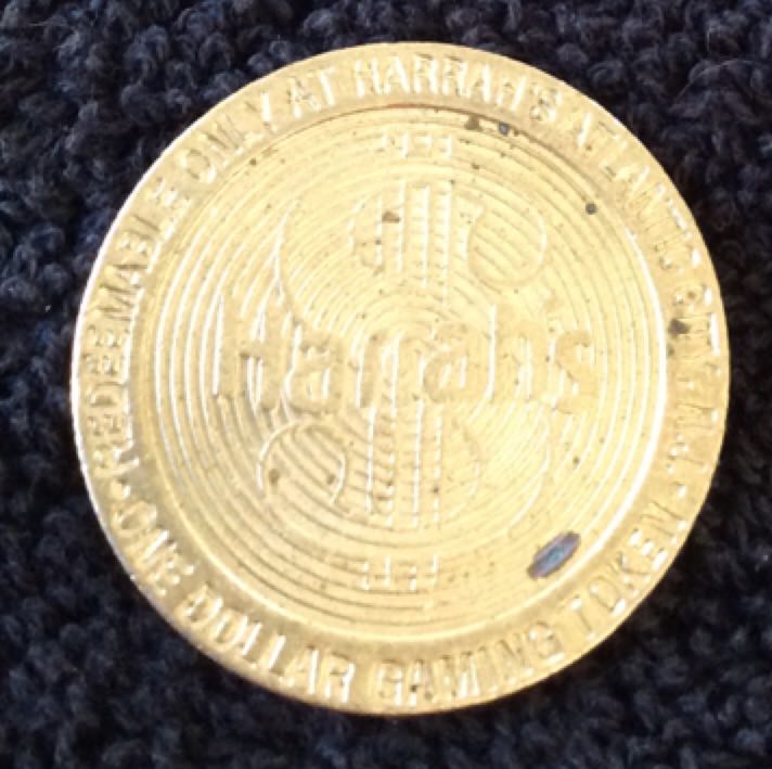 Harrah’s AC 1994 Circles $1 Gaming Token  coin collectible - Main Image 2