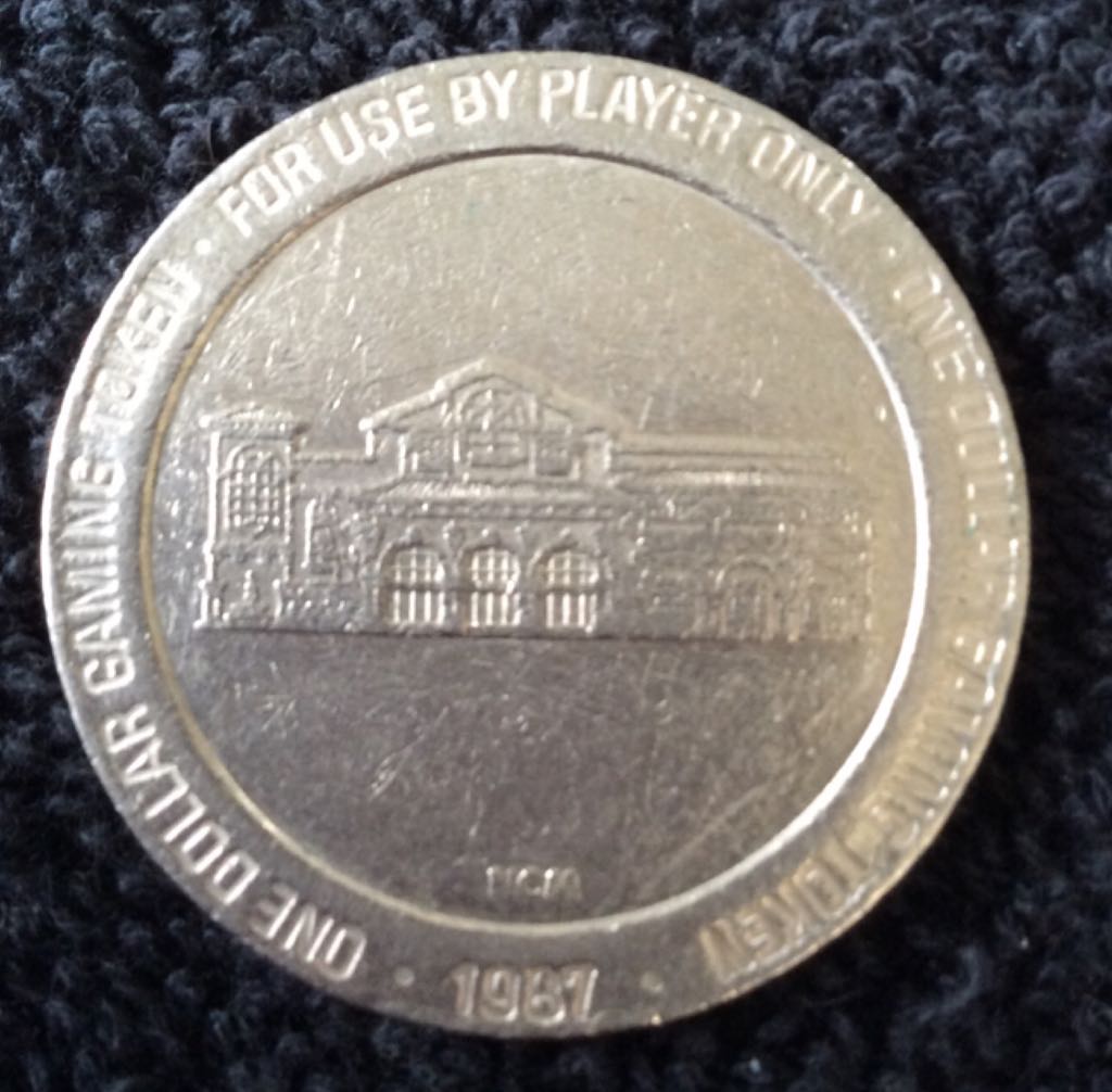 Gold Coast Hotel & Casino LV $1 Gaming Token (2)  coin collectible - Main Image 2