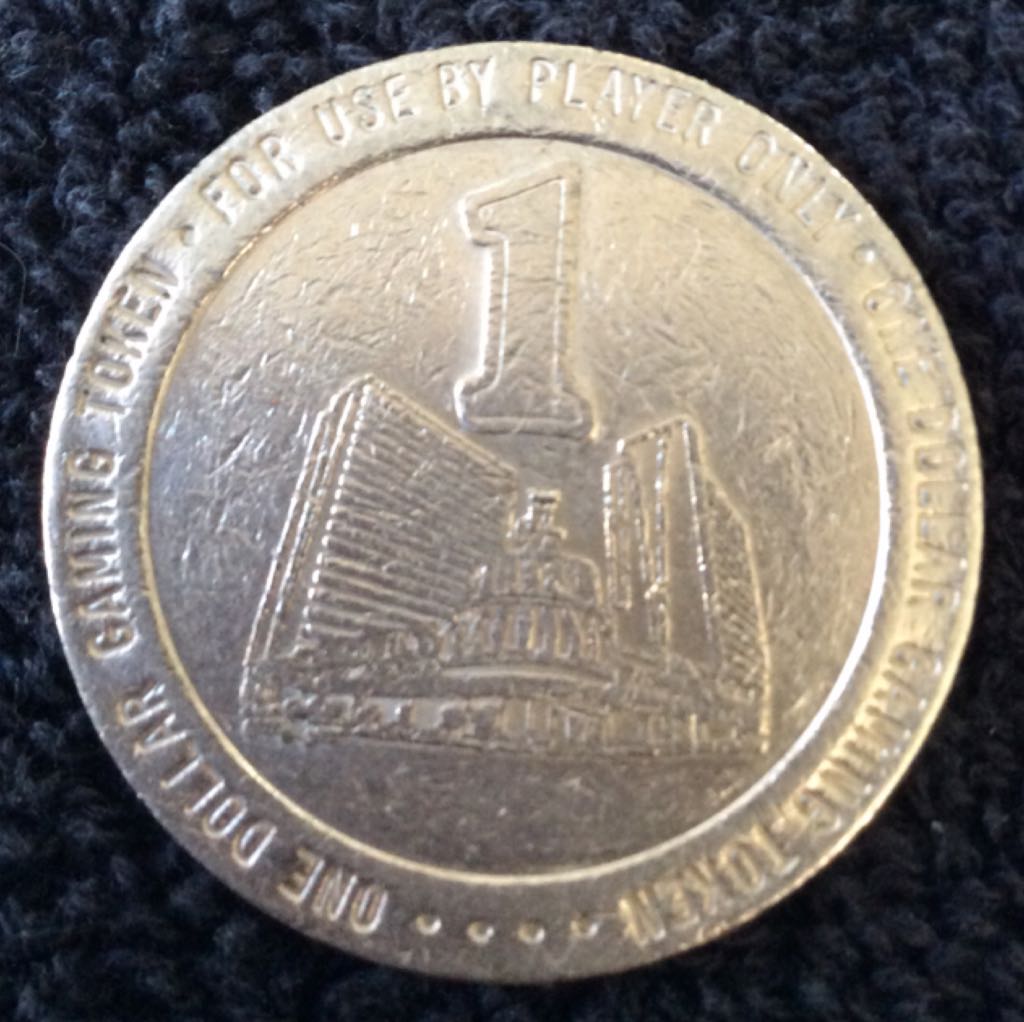 Four Queens Casino LV $1 Gaming Token  coin collectible - Main Image 1