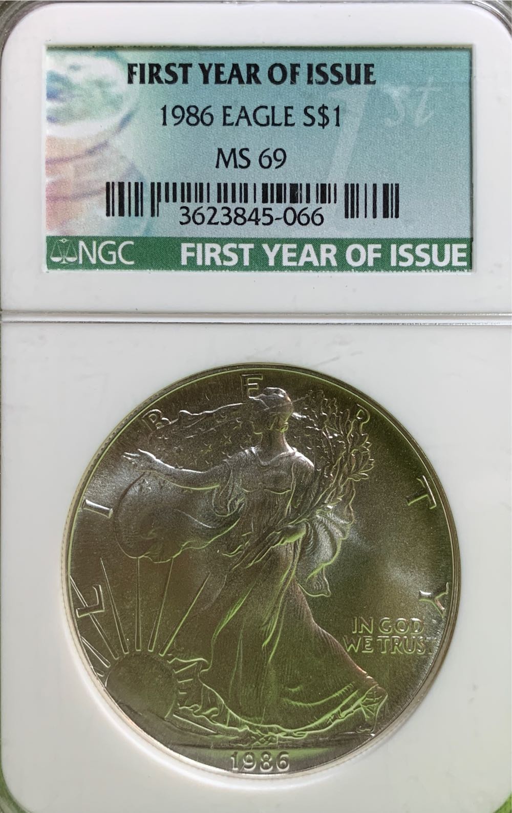 Un Sol - Seated Liberty