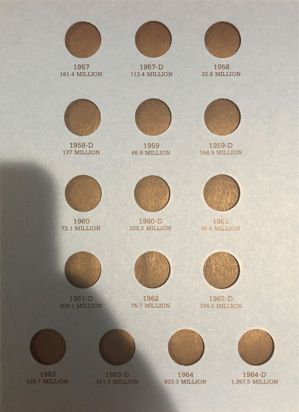 Roosevelt Dimes No.1: 1946 To 1964  coin collectible [Barcode 9780307090294] - Main Image 4