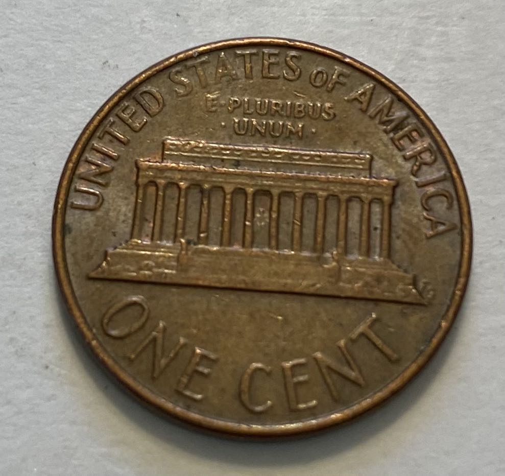 Penny Lincoln Memorial 1977  coin collectible - Main Image 2