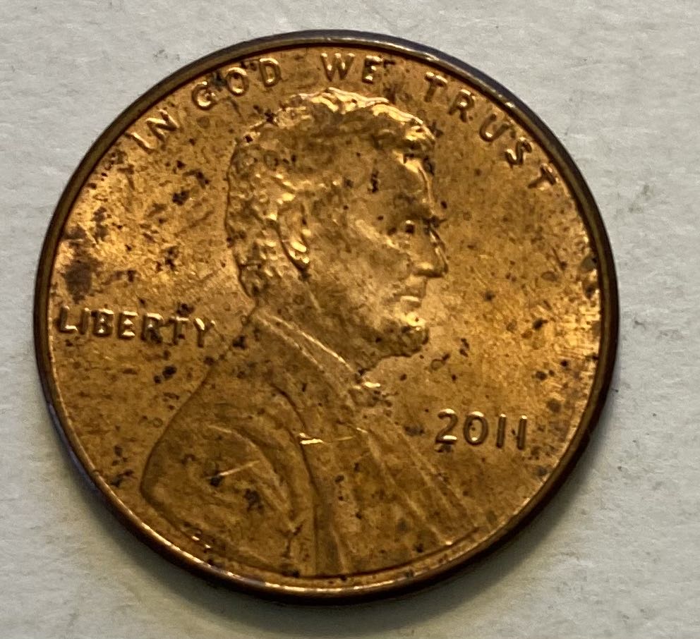 Justice Gold Silhouette (The Queen’s Virtues) - The East India Company