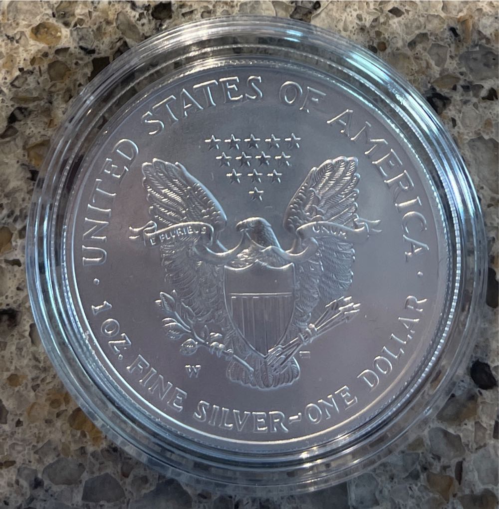2008 W US Mint American Eagle One Ounce Silver Uncirculated w/Reverse of 2007  coin collectible [Barcode 704785056558] - Main Image 3