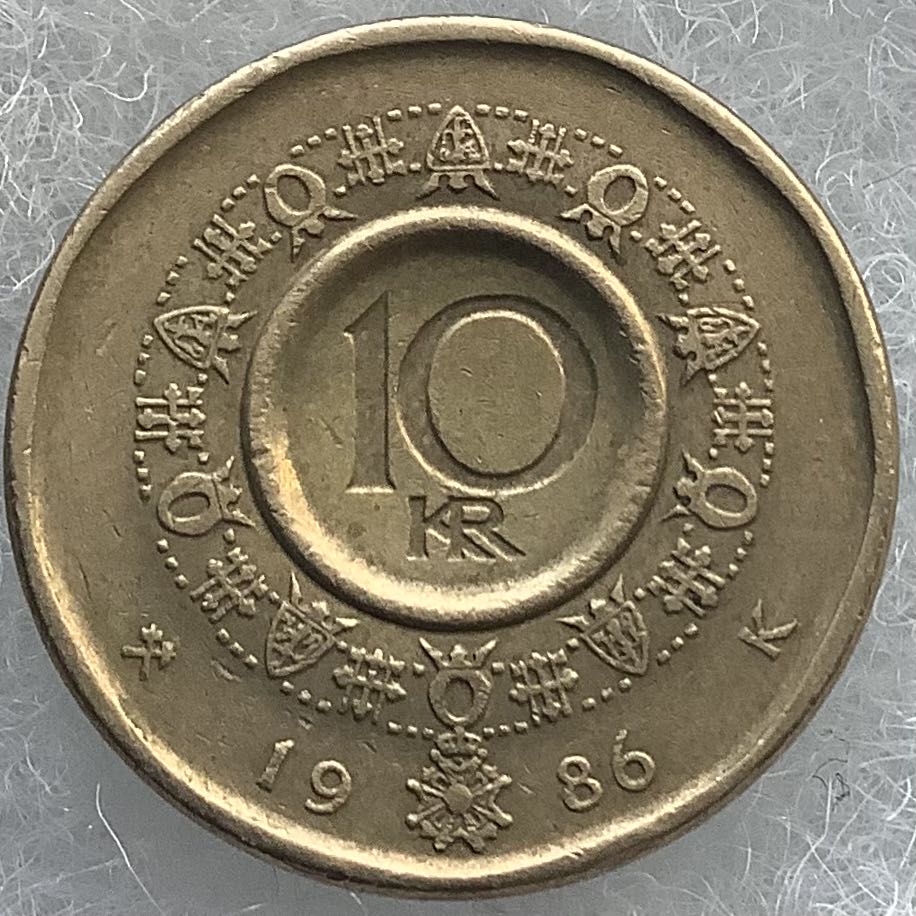 Millennium Five Pound £5 Royal Mint Blister Pack Mint Sealed