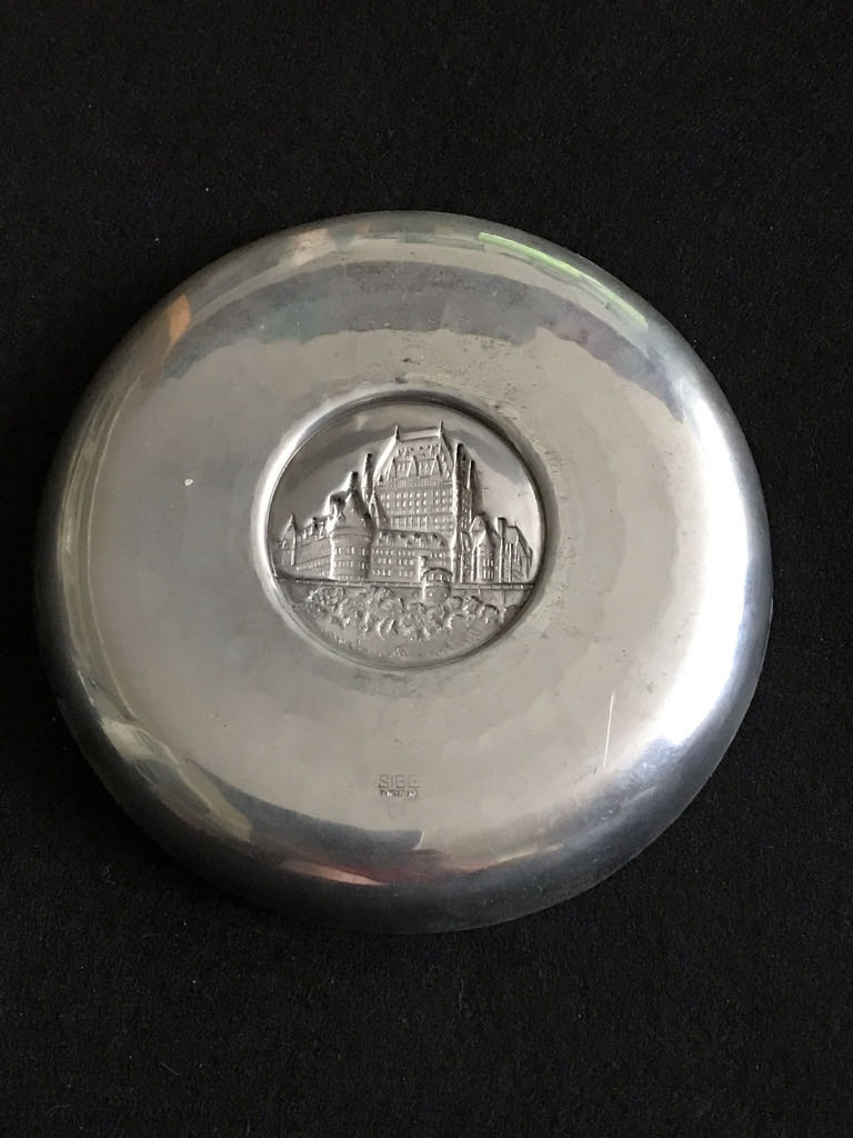 Chateau Frontenac Dish  coin collectible - Main Image 2
