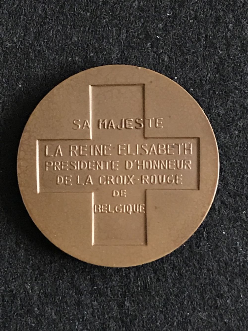 Belgium Red Cross Queen Elisabeth Medal  coin collectible - Main Image 2
