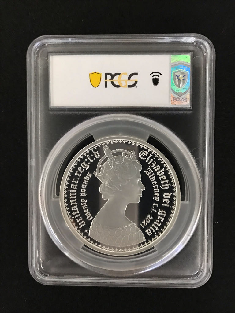 New Gothic Crown Portrait 10oz  coin collectible - Main Image 2