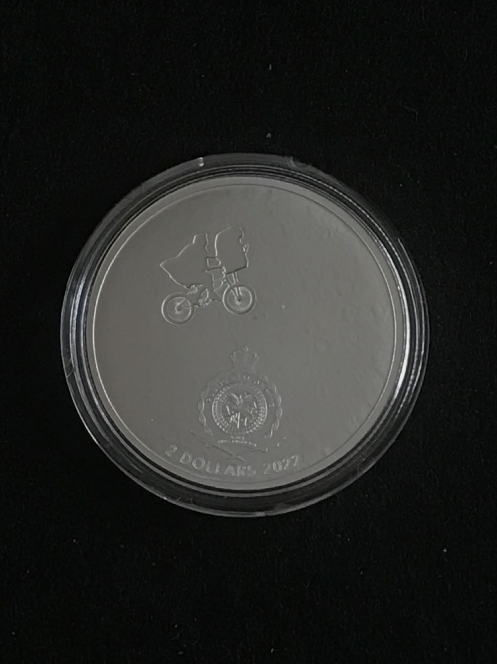 E T Extra-Terrestrial Silver Bullion  coin collectible - Main Image 2