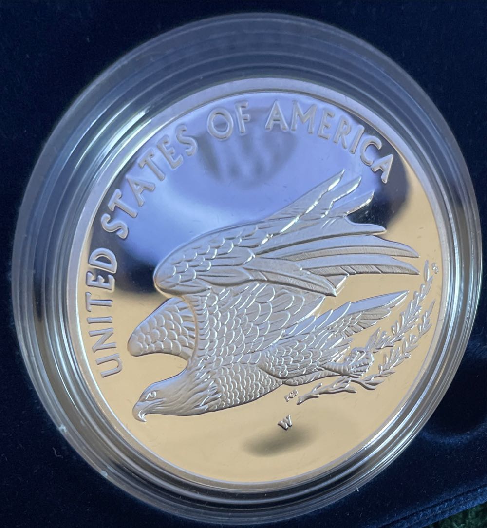 2016 American Liberty Silver Medal  coin collectible [Barcode 704785691674] - Main Image 2